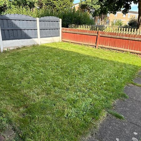 A Charming 3 Bed Home Next To Nec And Birmingham International Airport Marston Green Eksteriør billede
