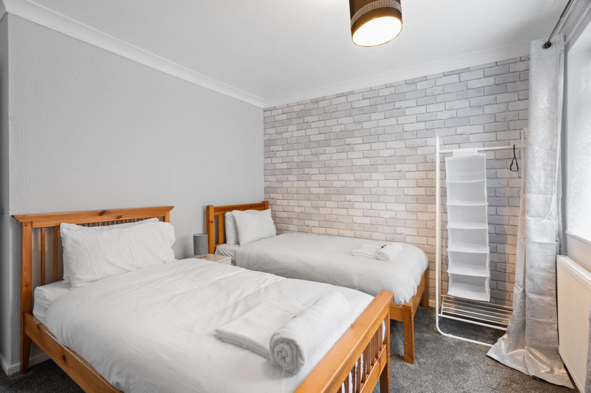 A Charming 3 Bed Home Next To Nec And Birmingham International Airport Marston Green Eksteriør billede